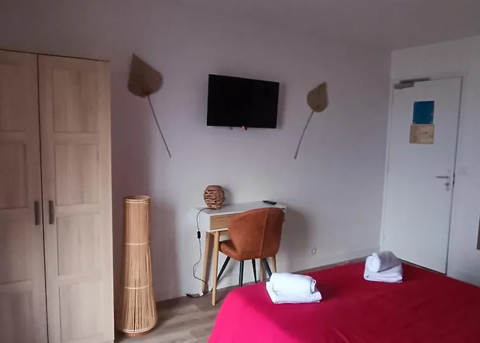 Hotel La Fregate מלון 2*