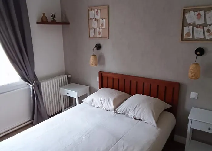 מלון Hotel La Fregate 2*